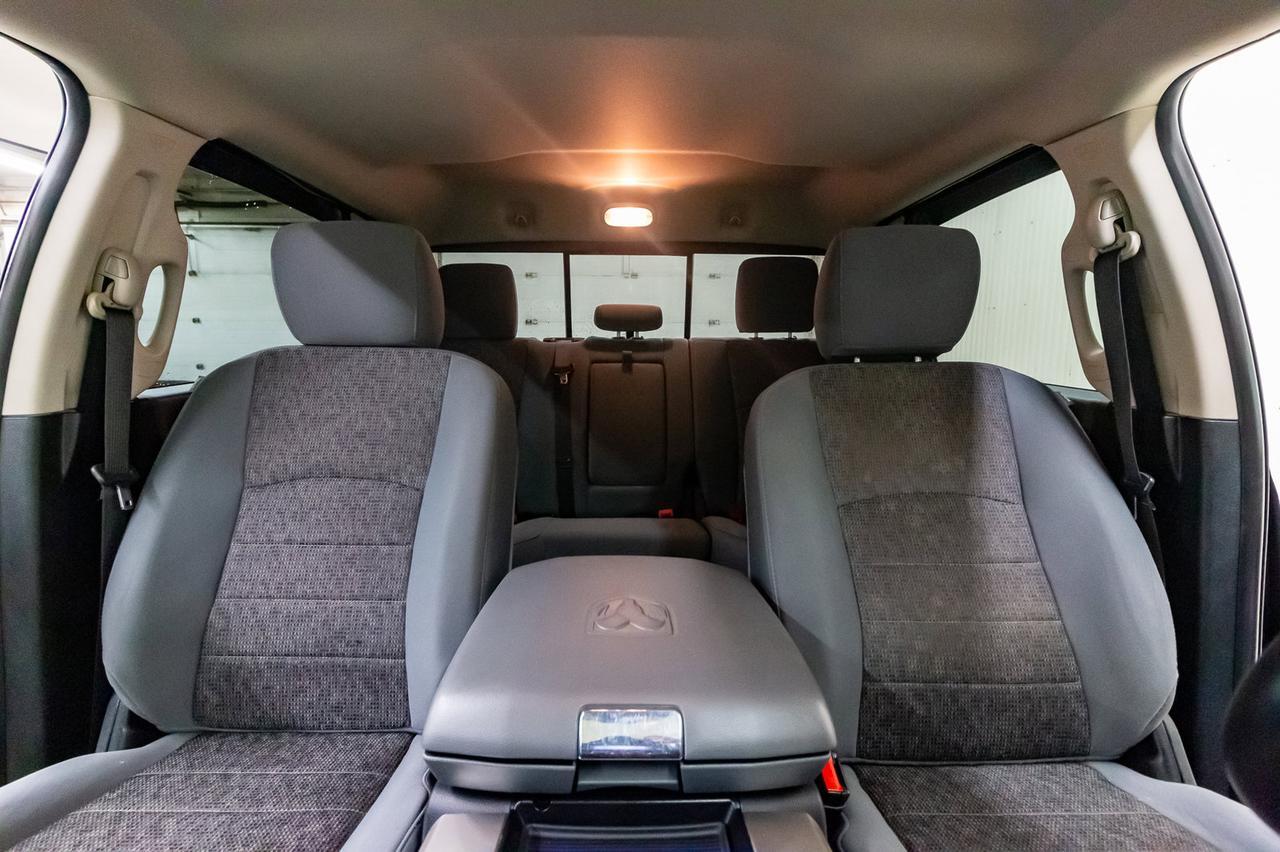 2014 Ram 2500 4x4 Crew Cab SLT HEMI Red Deer AB