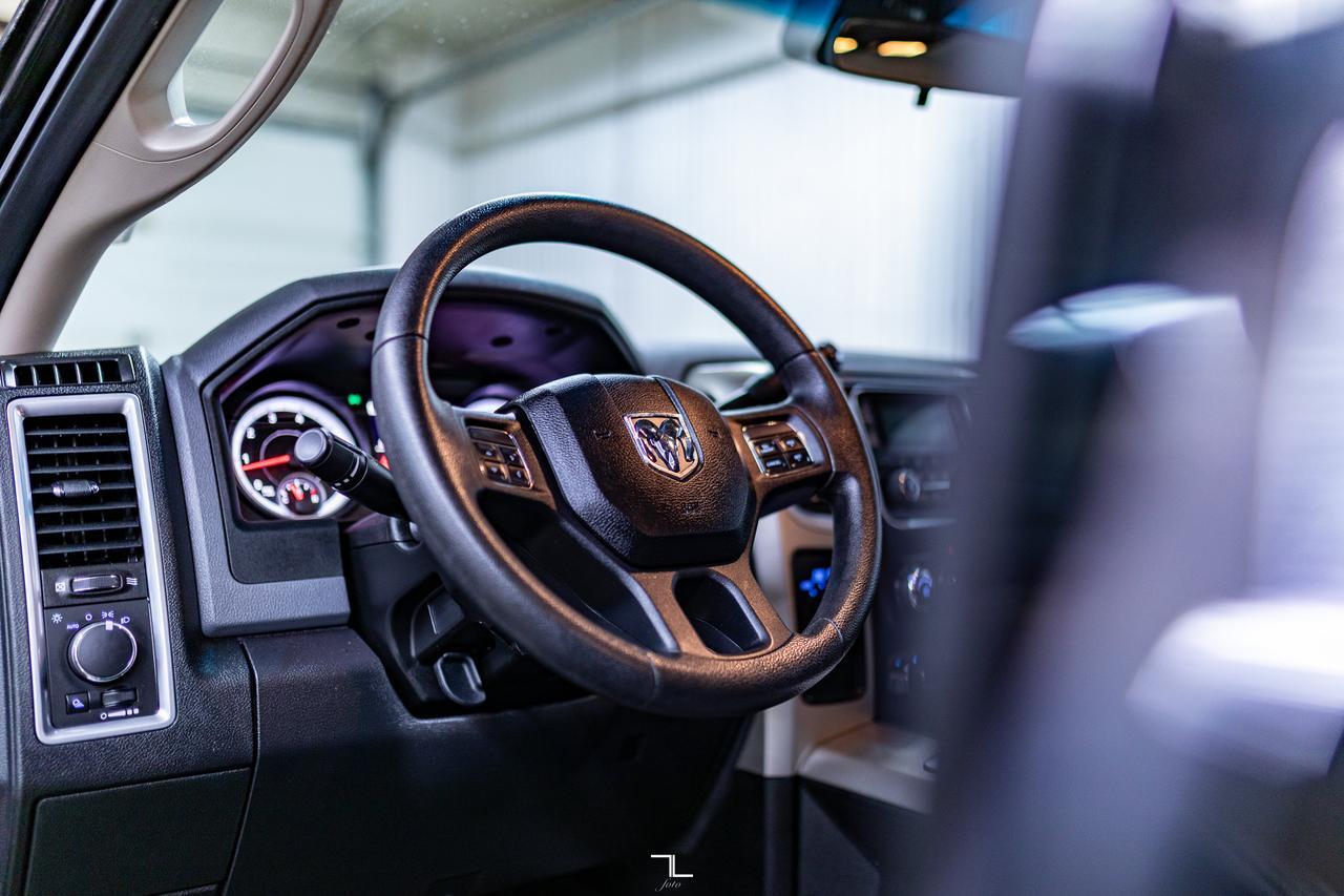 2014 Ram 2500 4x4 Crew Cab SLT PSeat Red Deer AB