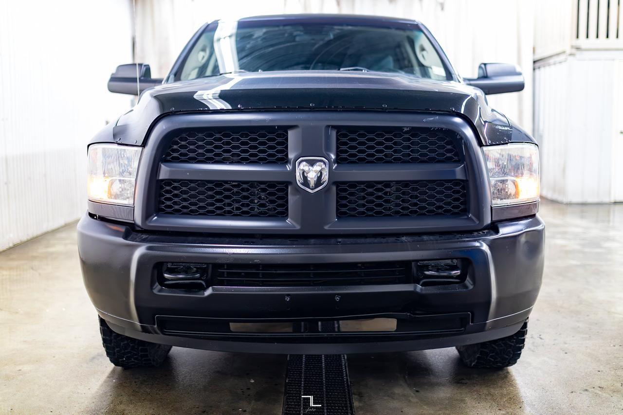 2014 Ram 2500 4x4 Crew Cab ST Longbox Topper Red Deer AB