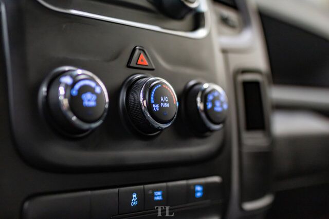 2014 Ram 2500 4x4 Crew Cab SXT HEMI BCam Red Deer AB