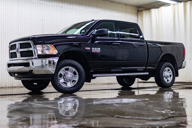 2014 Ram 2500 4x4 Crew Cab SXT HEMI BCam Red Deer AB