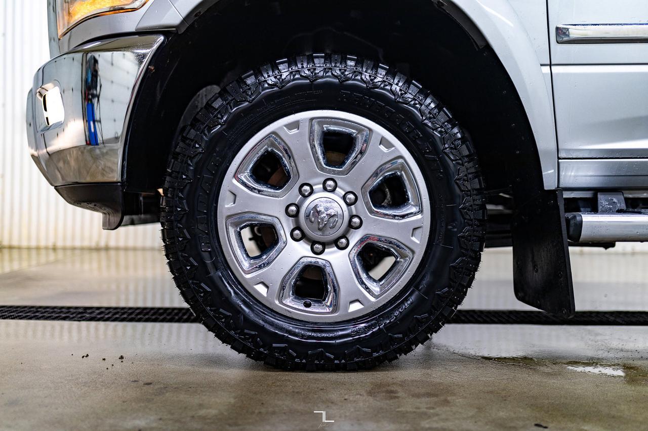 2014 Ram 2500 4x4 Mega Cab Laramie HEMI Leather Roof Nav Red Deer AB