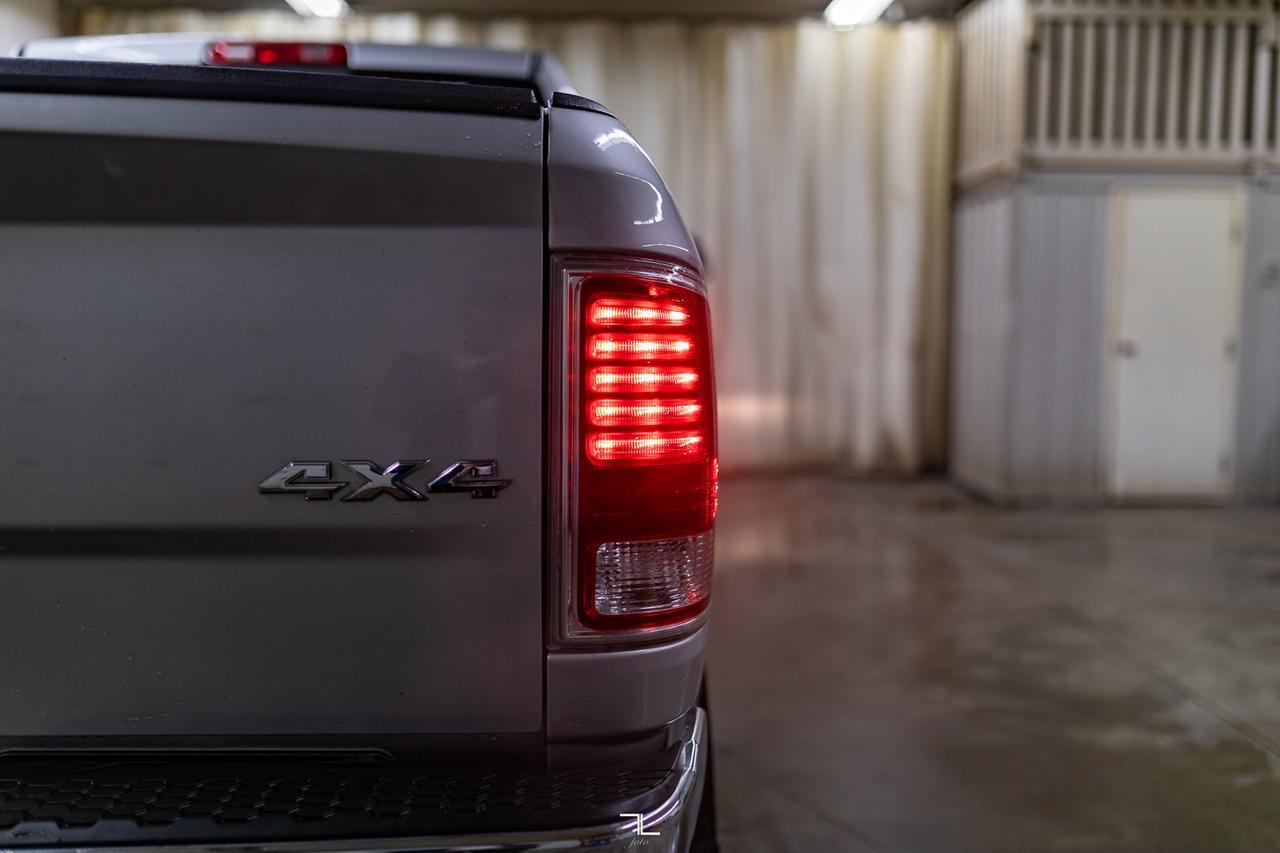 2014 Ram 2500 4x4 Mega Cab Laramie HEMI Leather Roof Nav Red Deer AB