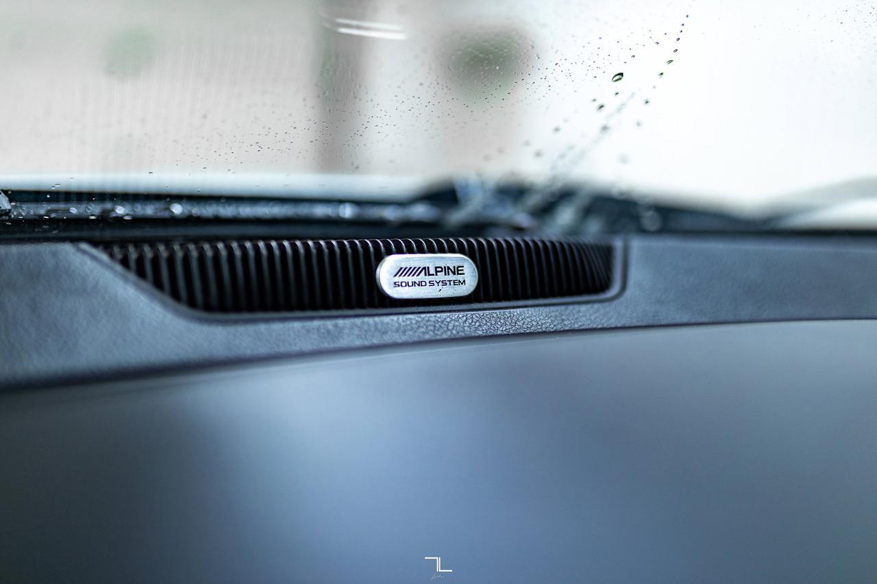 2014 Ram 2500 4x4 Mega Cab Laramie HEMI Leather Roof Nav Red Deer AB