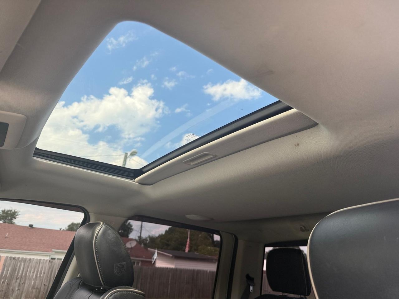 2014 Ram 2500 Longhorn Limited, HEATED/VENTILATED SEATS, HEATED REAR SEATS, ALPINE SPEAKERS, UNIVERSAL GARAGE DOOR OPENER, BED LINER, TONNEAU COVER, RUNNING BOARDS, POWER SLIDING REAR WINDOW, POWER/HEATED MIRRORS, SUNROOF, CLEAN CARFAX, LOW MILES, THIS RAM HAS IT Norfolk VA