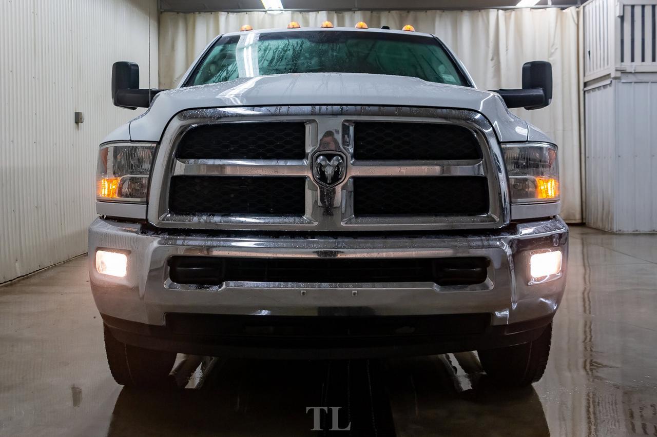 2014 Ram 3500 4x4 Crew Cab SLT Deck Dually HEMI Red Deer AB