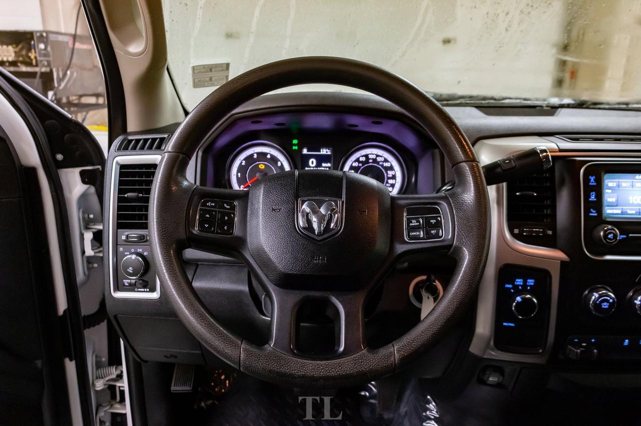 2014 Ram 3500 4x4 Crew Cab SLT Deck Dually HEMI Red Deer AB