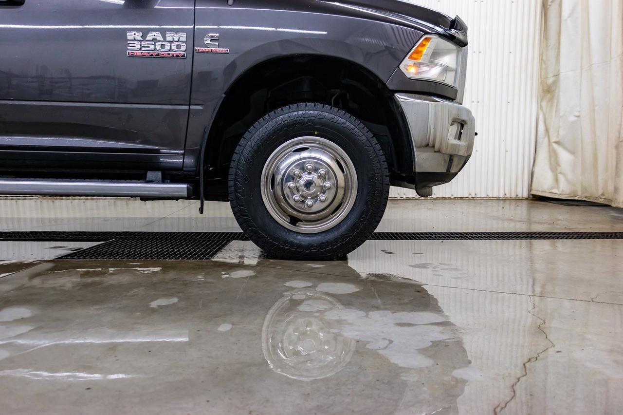 2014 Ram 3500 4x4 Crew Cab SLT Dually Diesel AISIN Red Deer AB