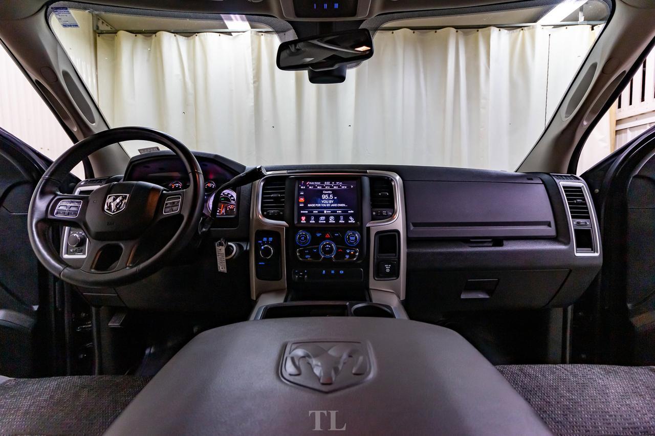 2014 Ram 3500 4x4 Crew Cab SLT Dually Diesel AISIN Red Deer AB