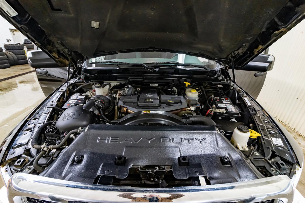 2014 Ram 3500 4x4 Crew Cab SLT Dually Diesel AISIN Red Deer AB