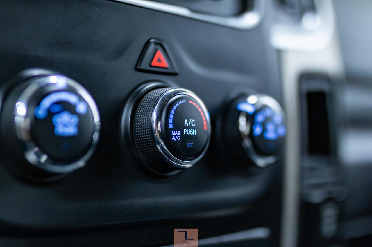 2014 Ram 3500 4x4 Crew Cab SLT Dually Diesel Red Deer AB