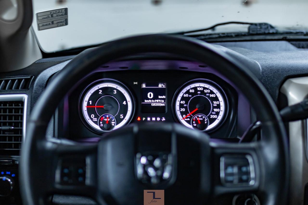 2014 Ram 3500 4x4 Crew Cab SLT Dually Diesel Red Deer AB