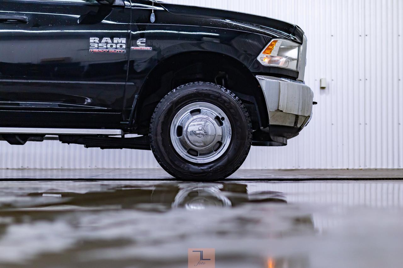 2014 Ram 3500 4x4 Crew Cab SLT Dually Diesel Red Deer AB