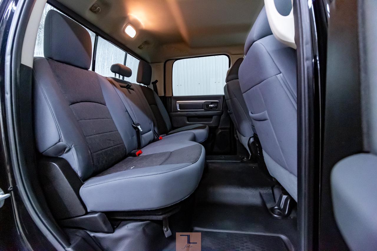 2014 Ram 3500 4x4 Crew Cab SLT Dually Diesel Red Deer AB