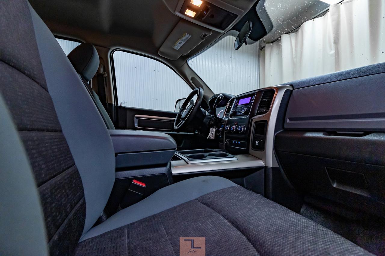 2014 Ram 3500 4x4 Crew Cab SLT Dually Diesel Red Deer AB