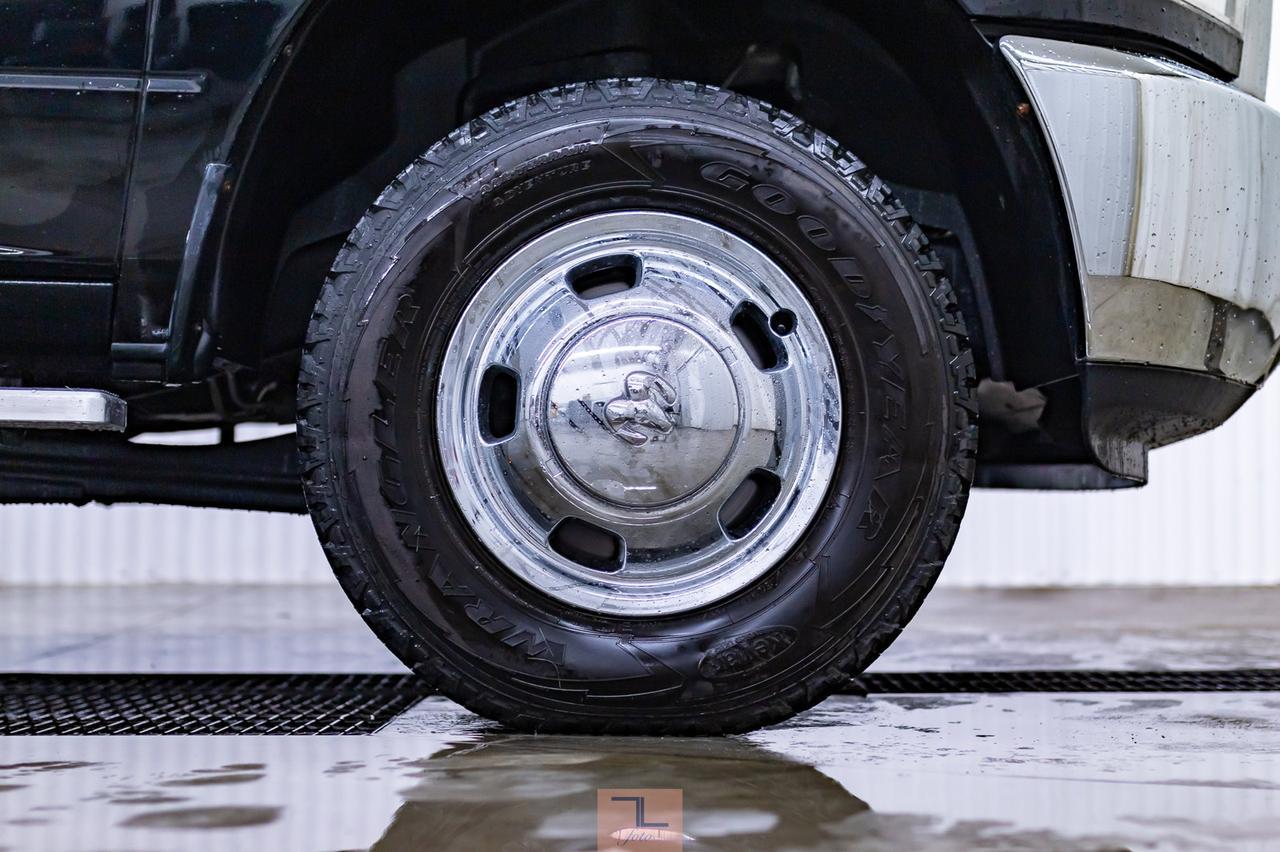 2014 Ram 3500 4x4 Crew Cab SLT Dually Diesel Red Deer AB