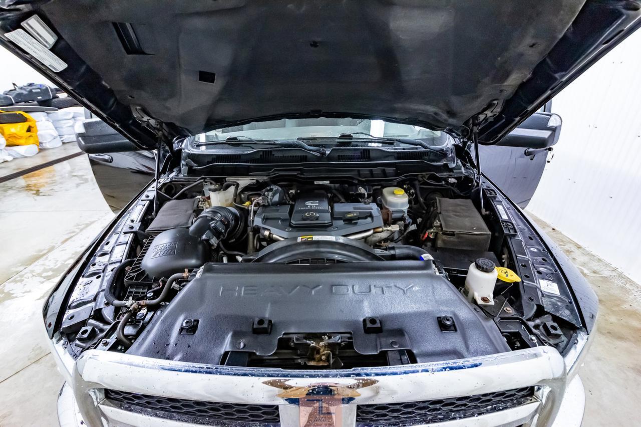 2014 Ram 3500 4x4 Crew Cab SLT Dually Diesel Red Deer AB