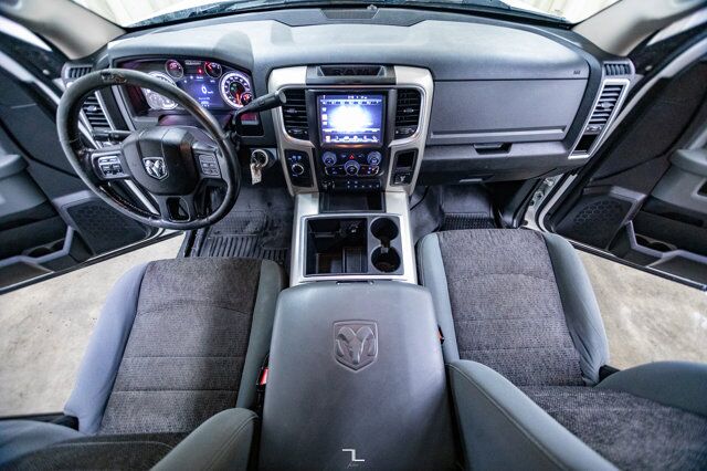 2014 Ram 3500 4x4 Crew Cab SLT HEMI Deck Red Deer AB