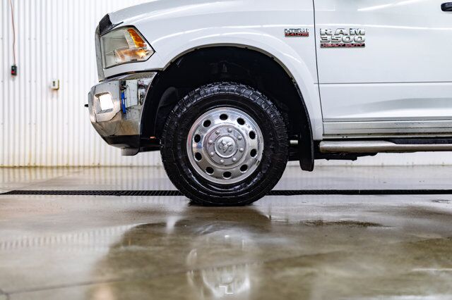 2014 Ram 3500 4x4 Crew Cab SLT HEMI Deck Red Deer AB