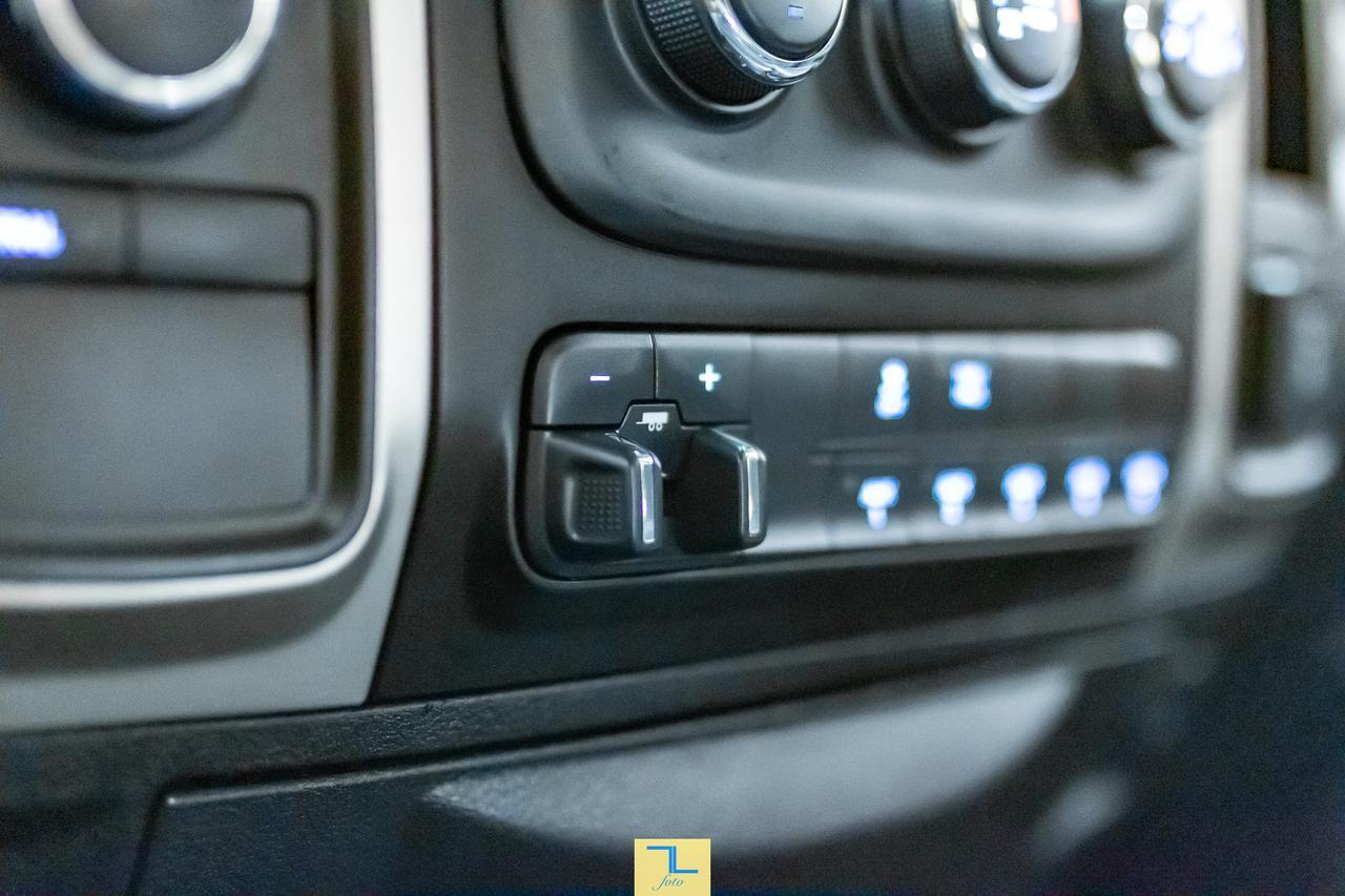 2014 Ram 3500 4x4 Crew Cab SLT HEMI Remote Start Red Deer AB