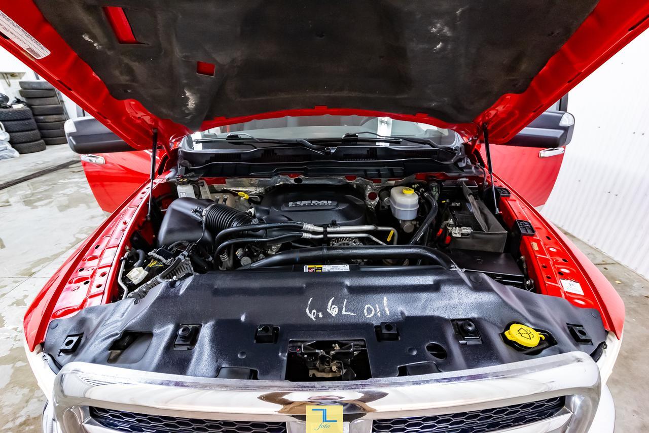 2014 Ram 3500 4x4 Crew Cab SLT HEMI Remote Start Red Deer AB