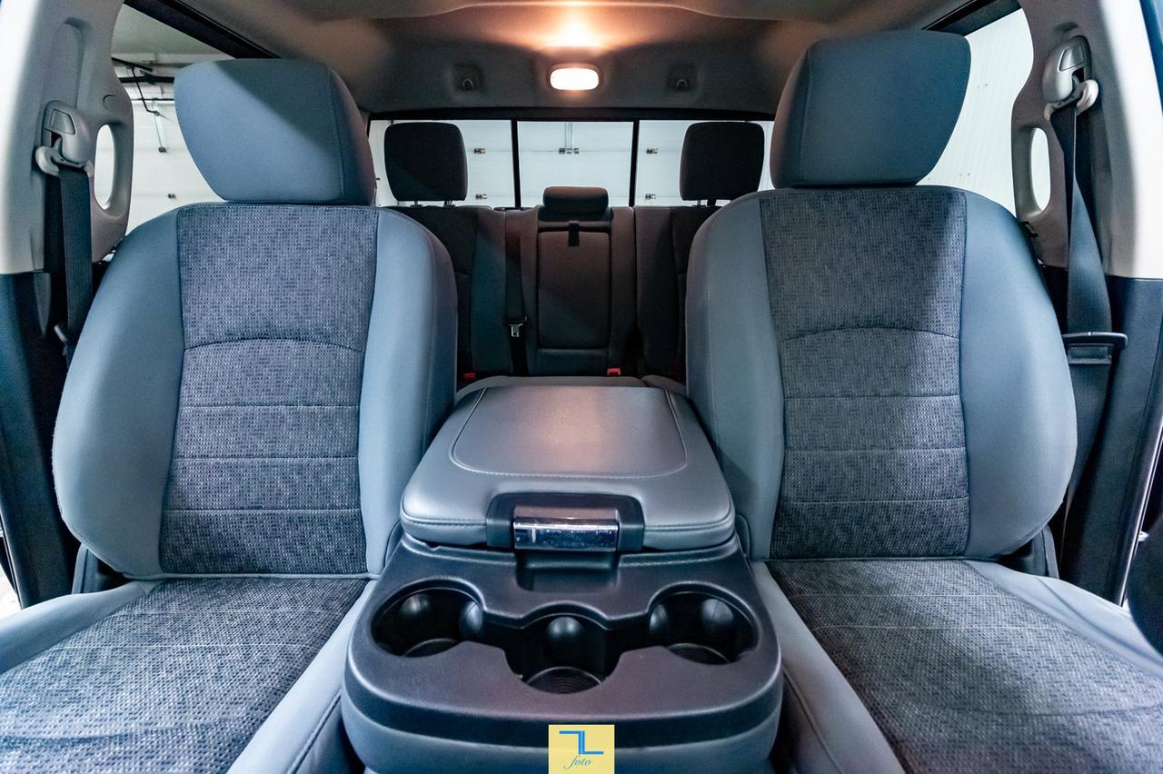 2014 Ram 3500 4x4 Crew Cab SLT HEMI Remote Start Red Deer AB