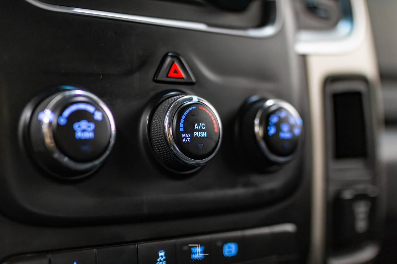 2014 Ram 3500 4x4 Crew Cab SLT Longbox Diesel Red Deer AB