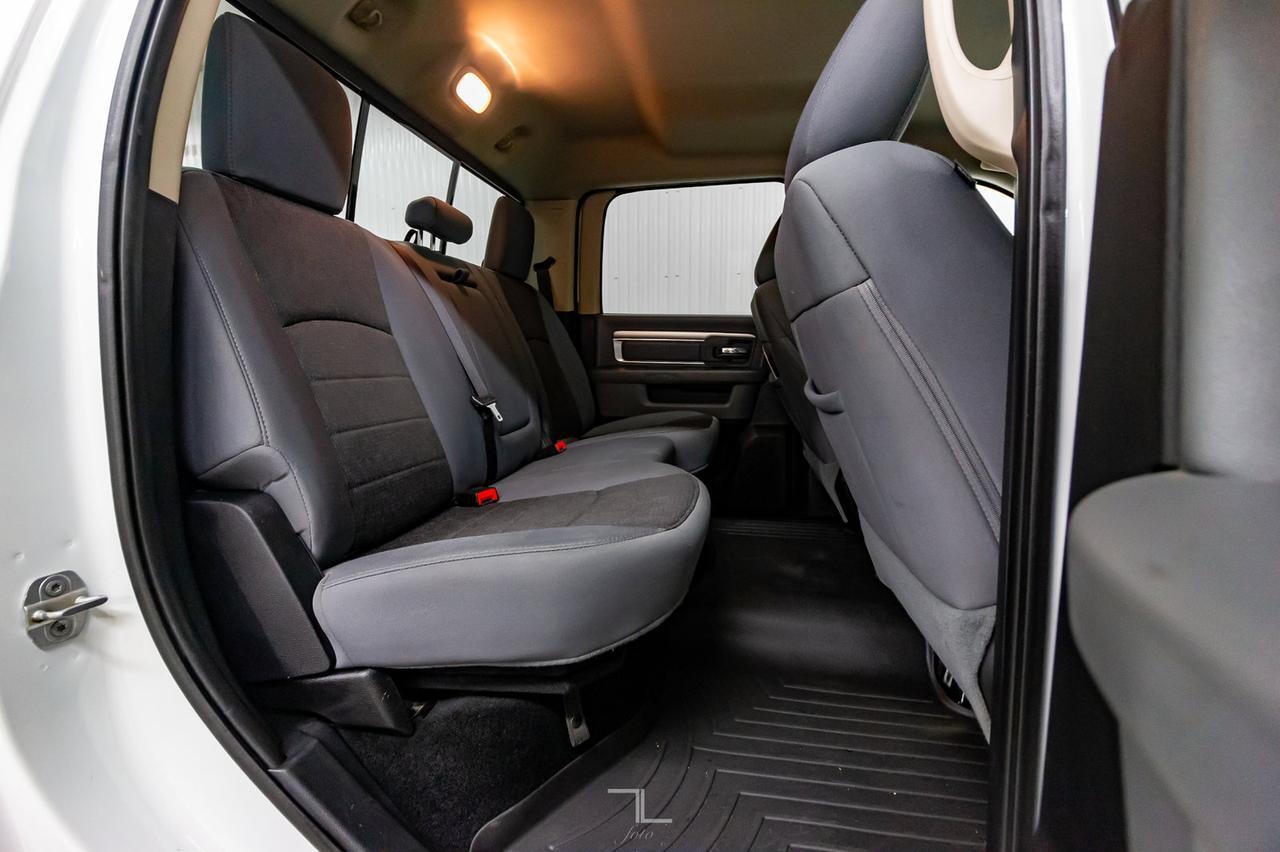 2014 Ram 3500 4x4 Crew Cab SLT Longbox Diesel Red Deer AB