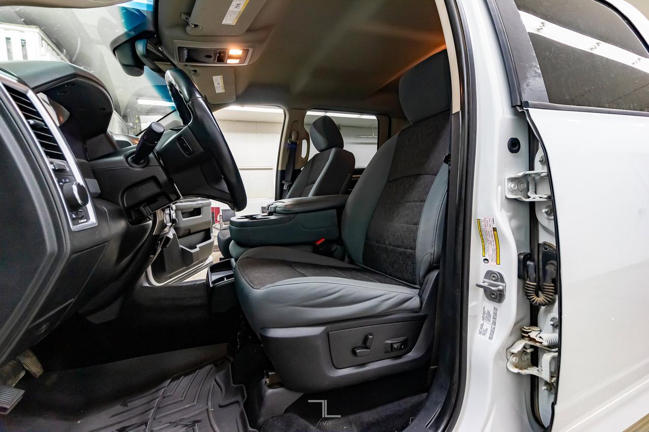 2014 Ram 3500 4x4 Crew Cab SLT Longbox Diesel Red Deer AB