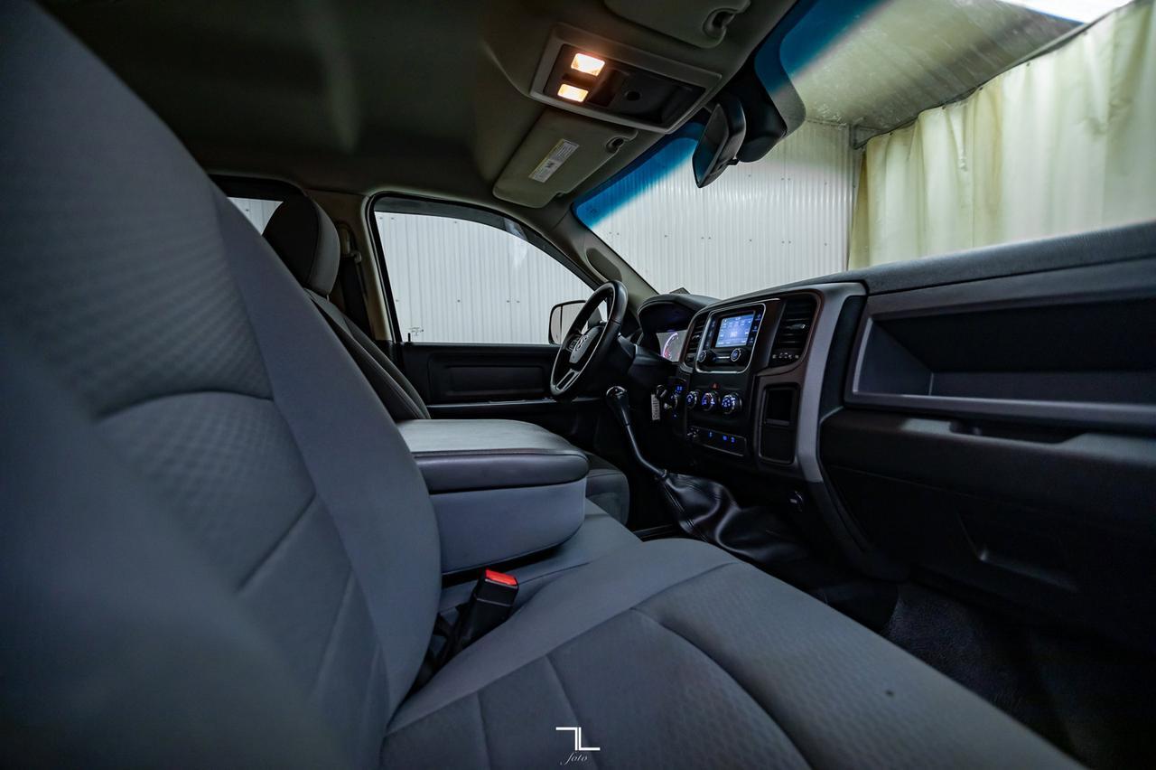 2014 Ram 3500 4x4 Crew Cab SXT Dually Diesel Manual BCam Red Deer AB