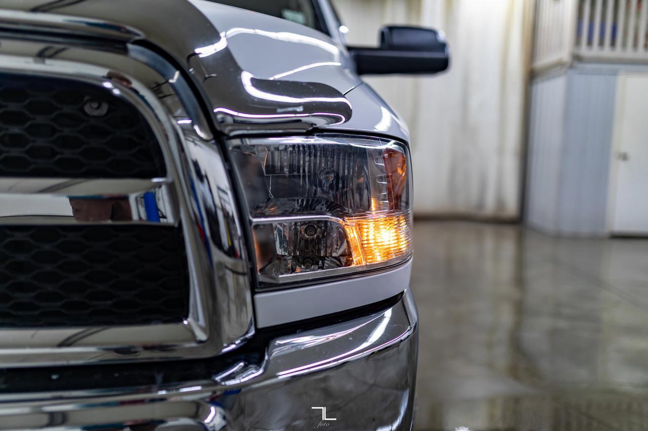 2014 Ram 3500 4x4 Crew Cab SXT Dually Diesel Manual BCam Red Deer AB