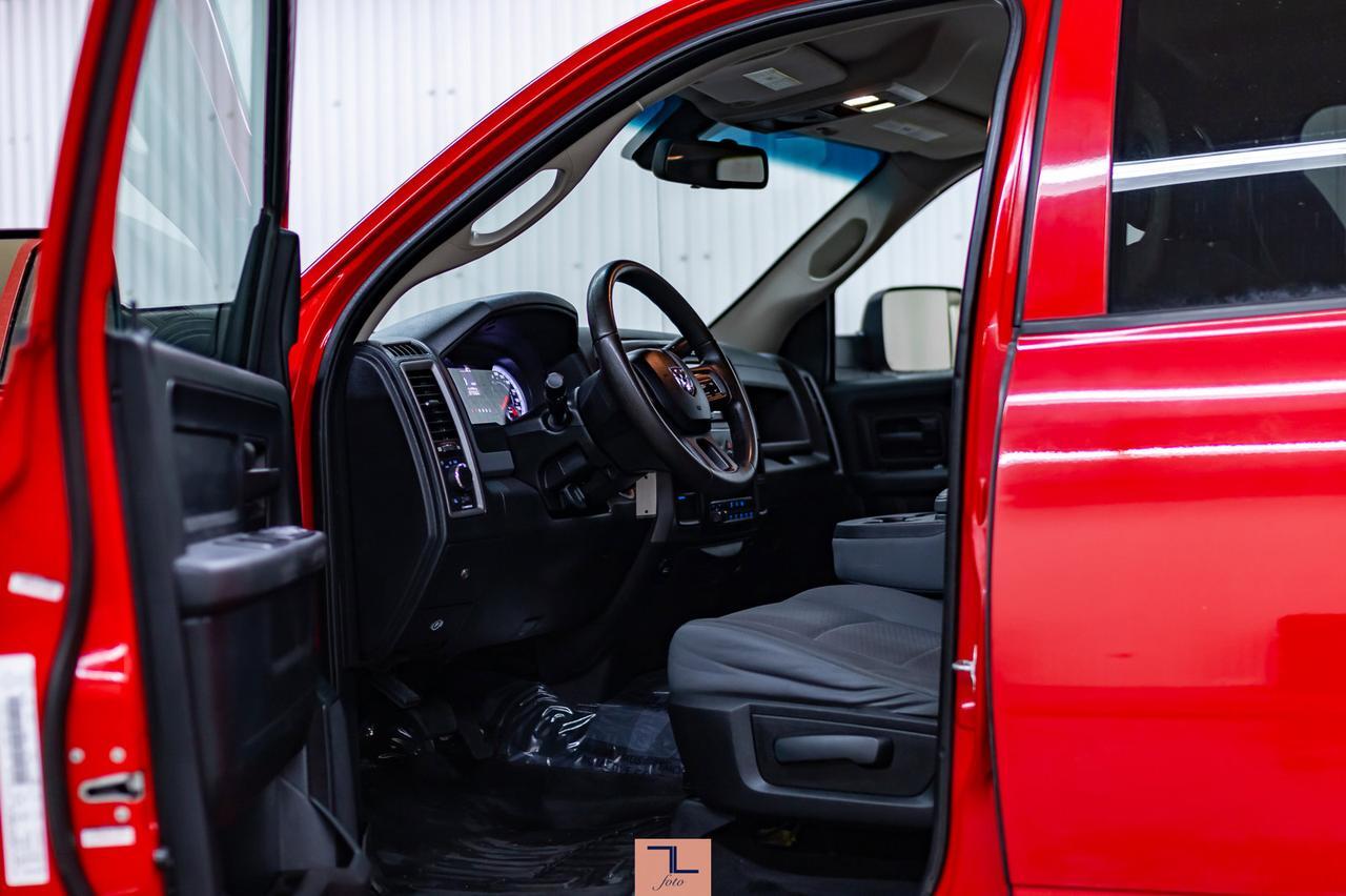 2014 Ram 3500 4x4 Crew Cab SXT Dually Diesel Red Deer AB