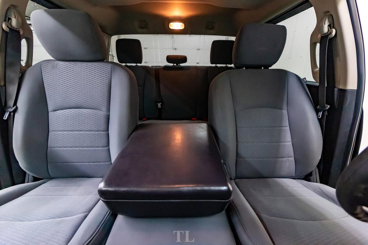 2014 Ram 3500 4x4 Crew Cab SXT HEMI BCam Red Deer AB