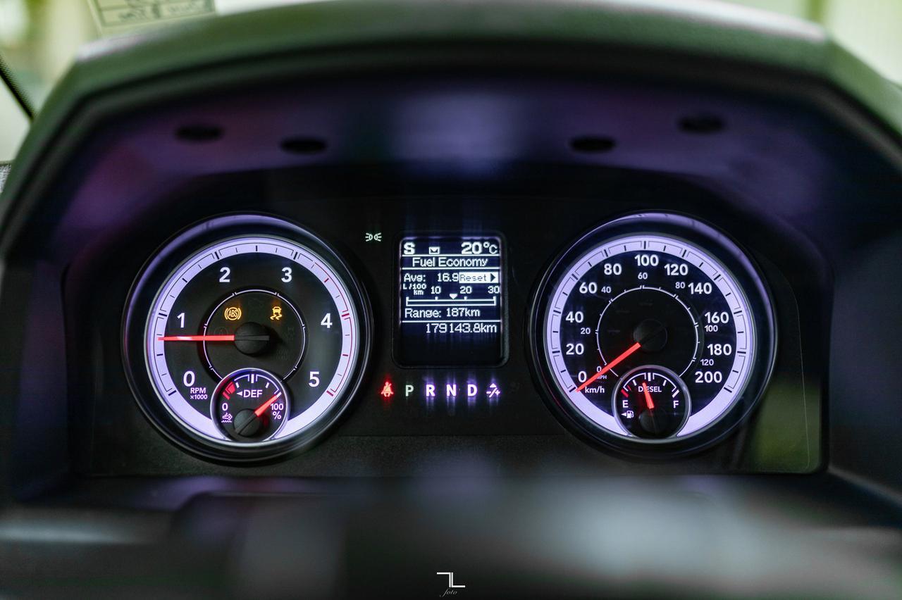 2014 Ram 3500 4x4 Reg Cab SLT Dually Diesel Red Deer AB