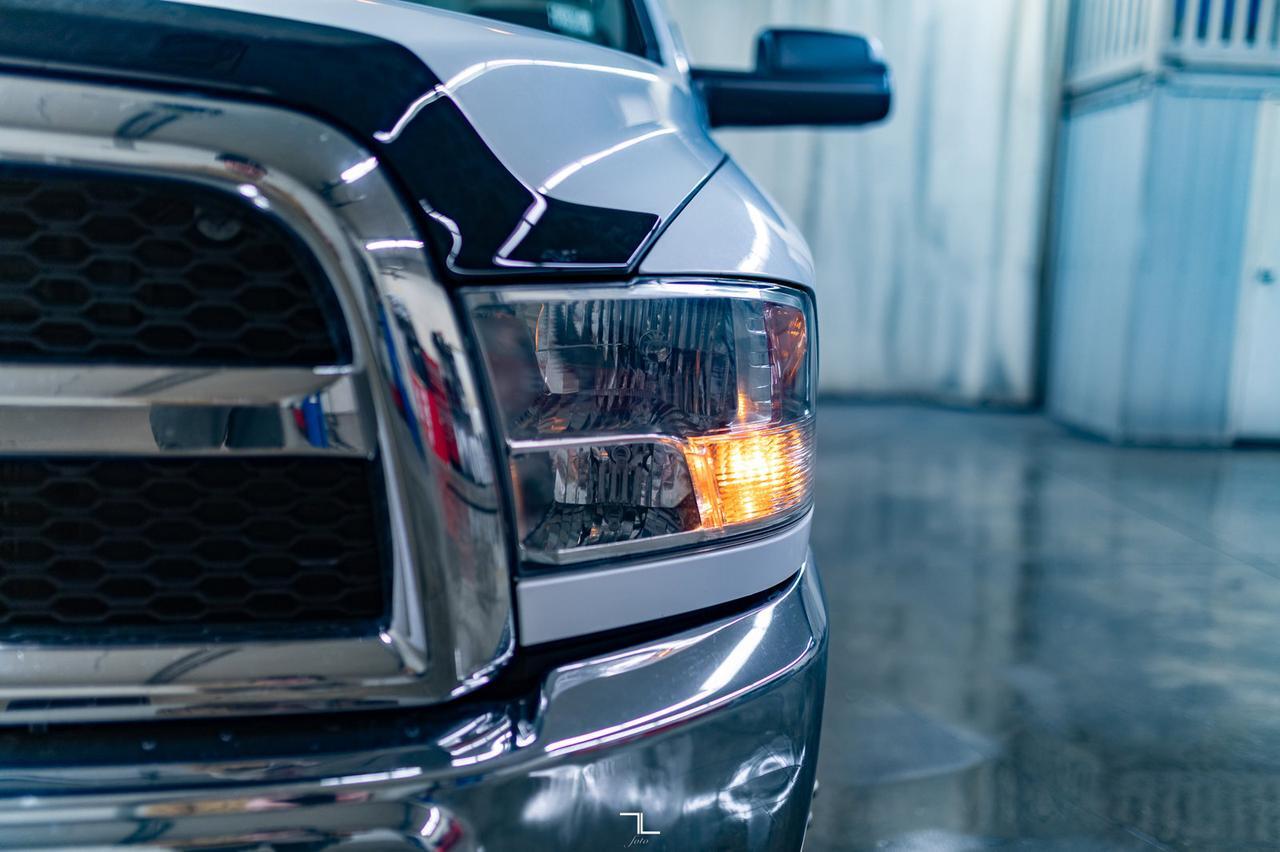 2014 Ram 3500 4x4 Reg Cab SLT Dually Diesel Red Deer AB