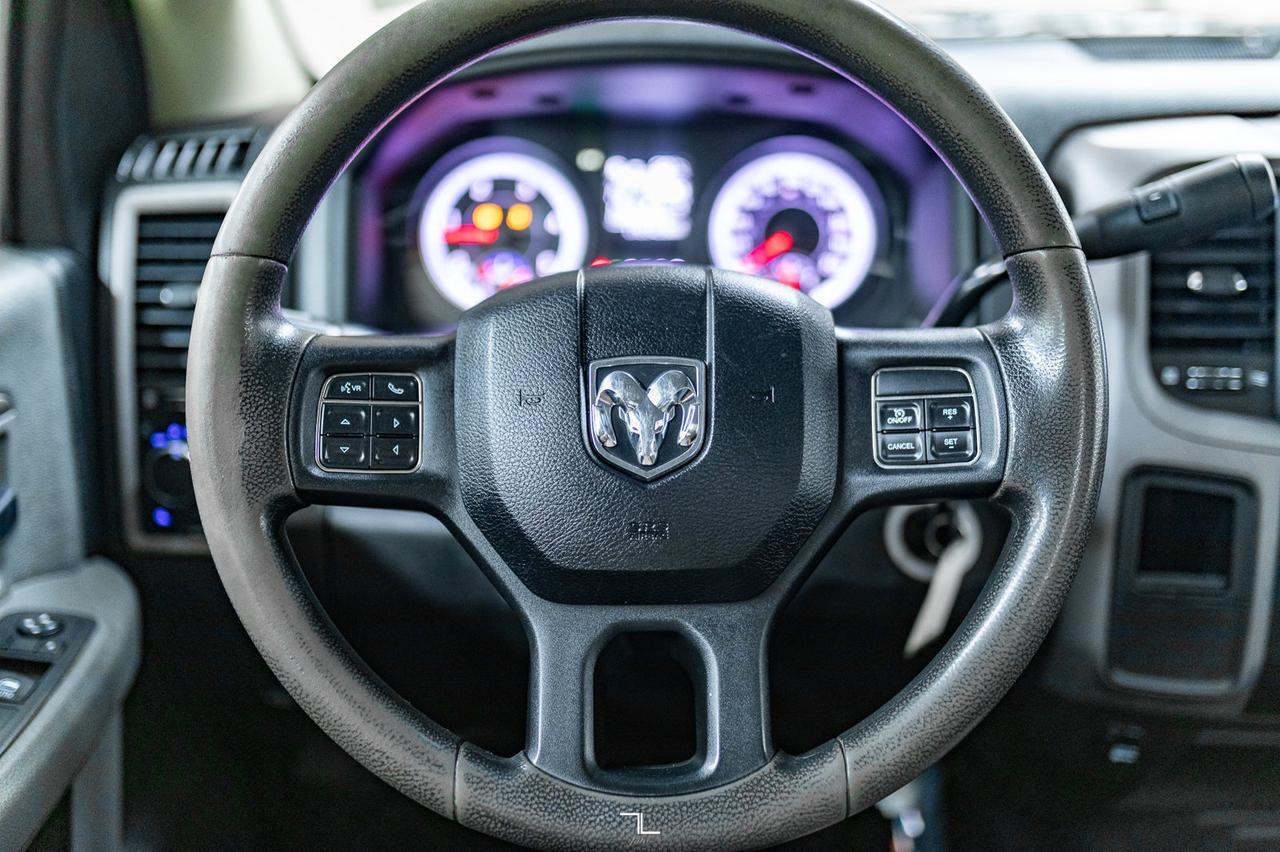 2014 Ram 3500 4x4 Reg Cab SLT Dually Diesel Red Deer AB