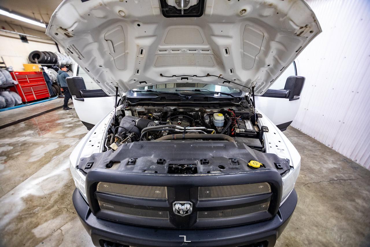 2014 Ram 3500 4x4 Reg Cab ST Dump Box HEMI Red Deer AB