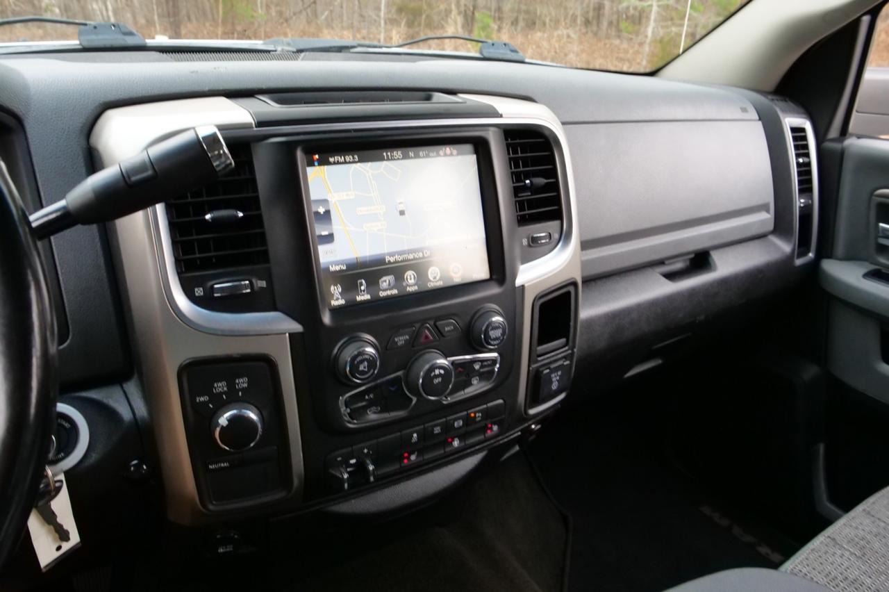 2014 Ram 3500 Big Horn 4X4 / DRW / Turbo Diesel / Luxury Group! Lincolnton NC