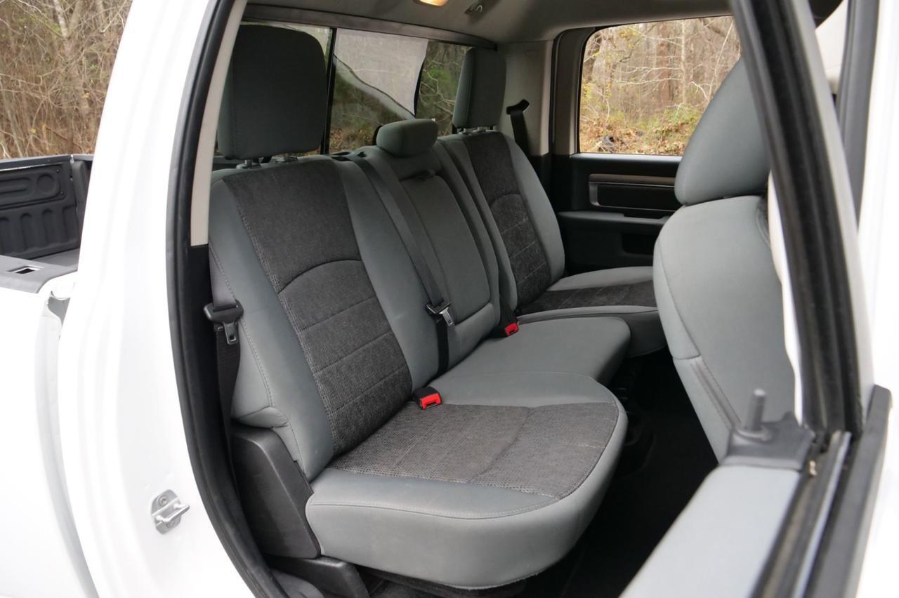 2014 Ram 3500 Big Horn 4X4 / DRW / Turbo Diesel / Luxury Group! Lincolnton NC