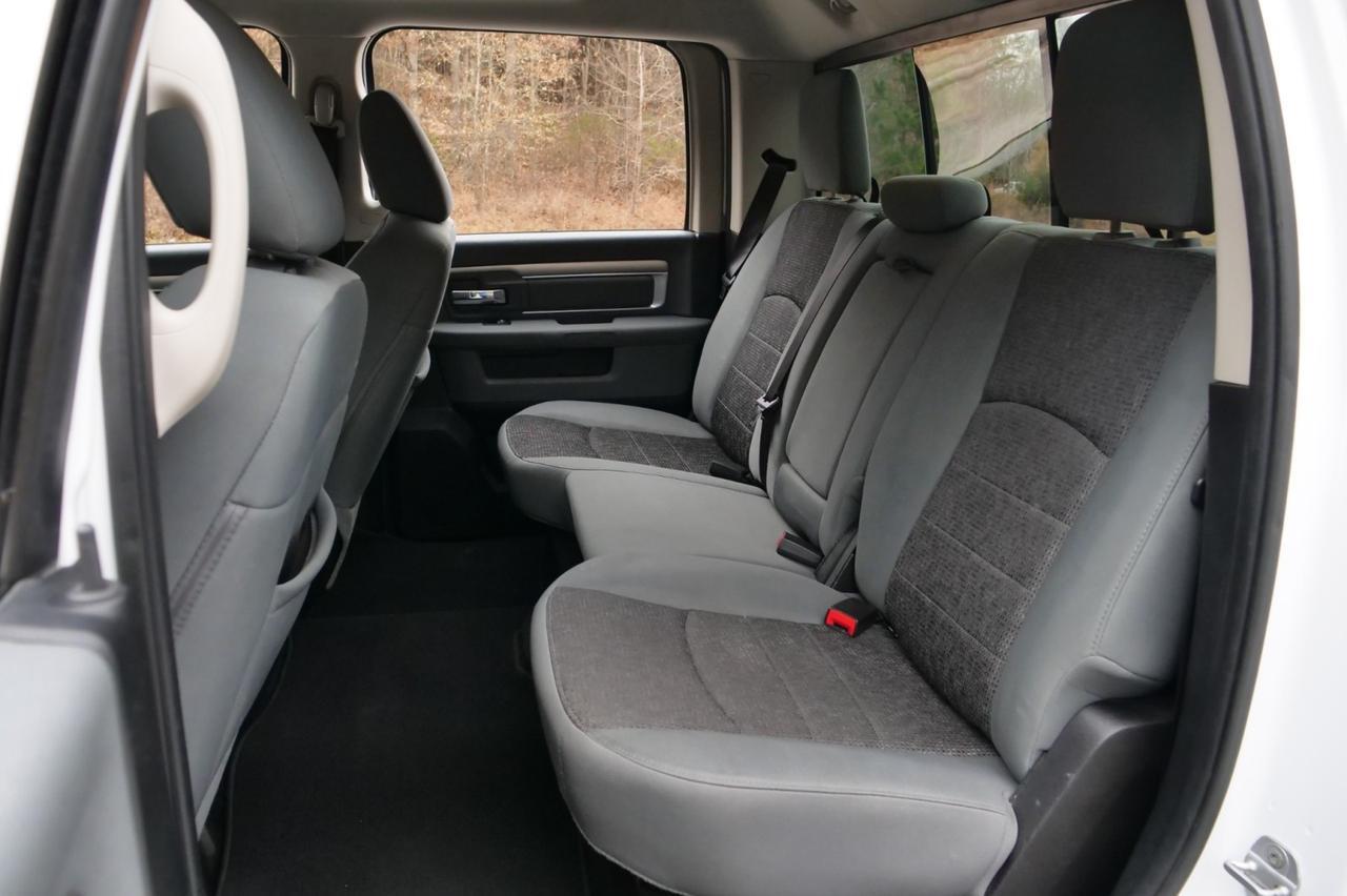 2014 Ram 3500 Big Horn 4X4 / DRW / Turbo Diesel / Luxury Group! Lincolnton NC