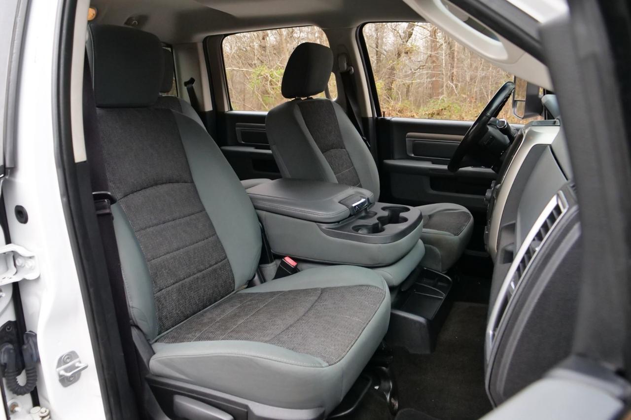 2014 Ram 3500 Big Horn 4X4 / DRW / Turbo Diesel / Luxury Group! Lincolnton NC