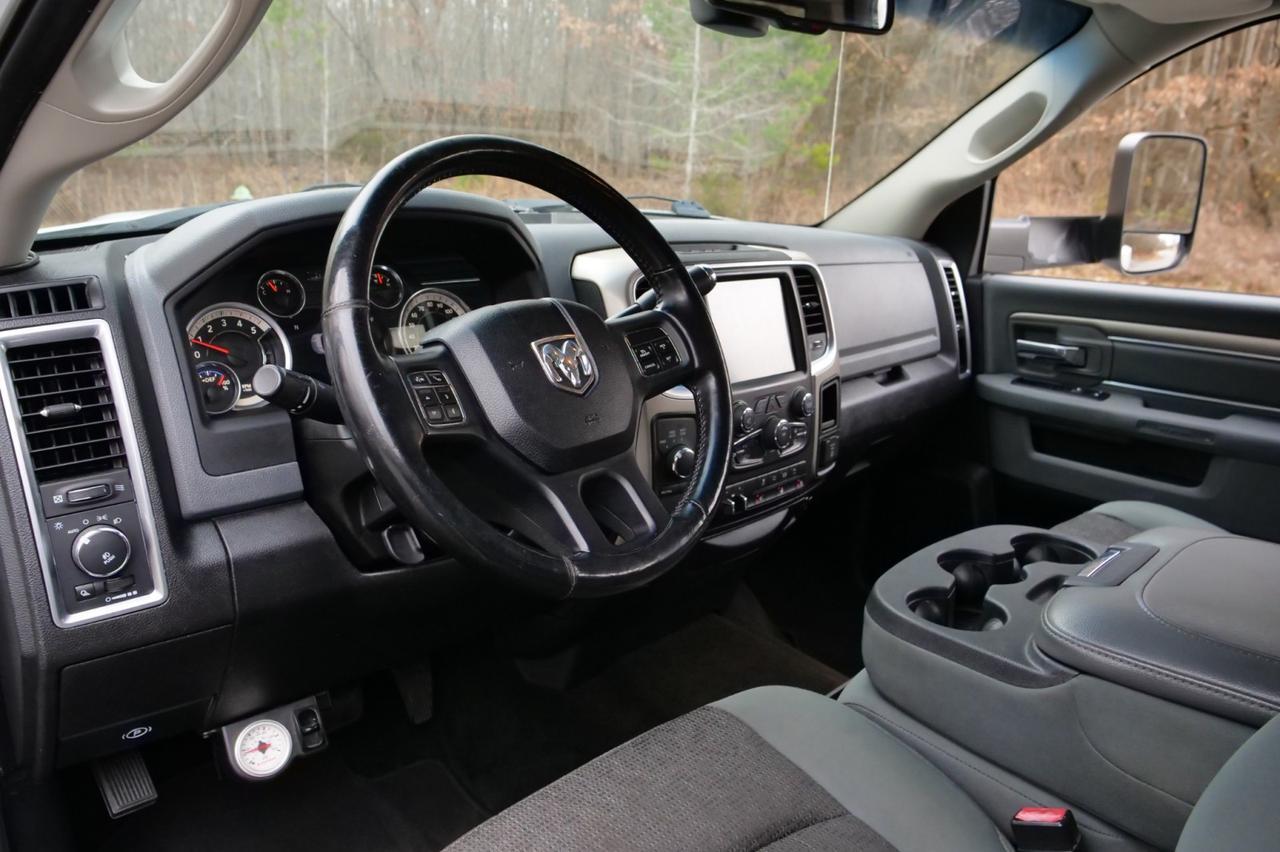 2014 Ram 3500 Big Horn 4X4 / DRW / Turbo Diesel / Luxury Group! Lincolnton NC