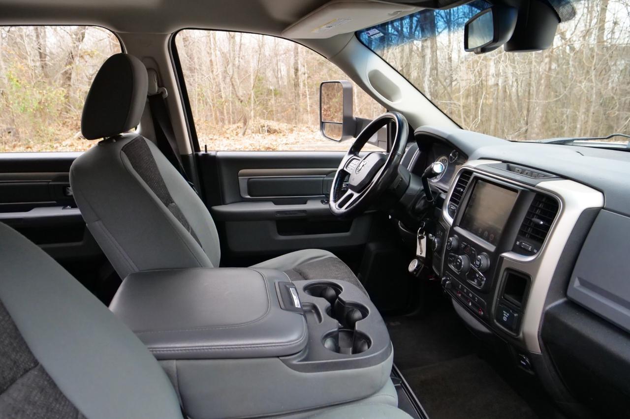 2014 Ram 3500 Big Horn 4X4 / DRW / Turbo Diesel / Luxury Group! Lincolnton NC