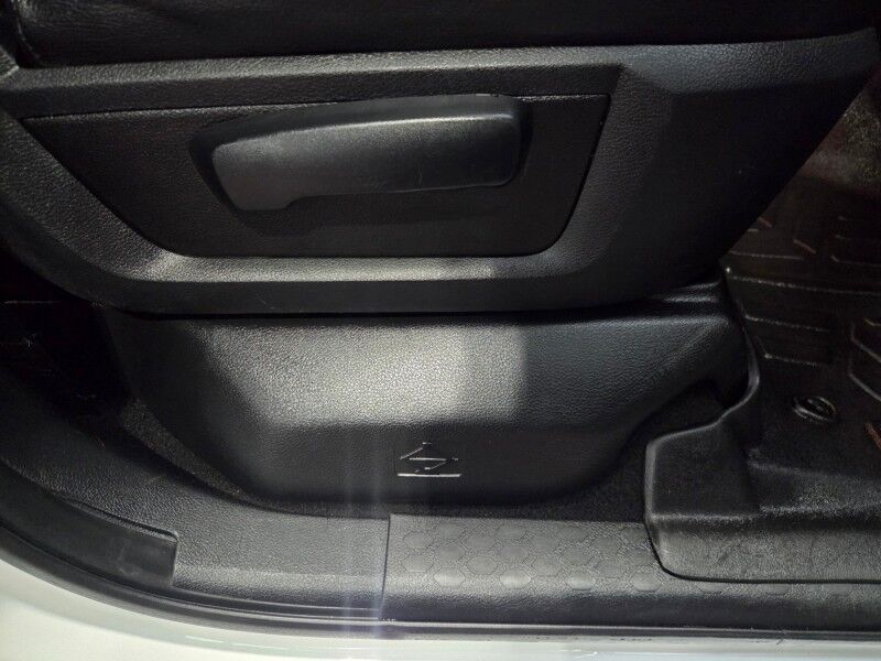 2014 Ram 3500 SLT Mega Cab Dually 6.7L Diesel AISIN Transmission FREE WARRANTY Arlington TX