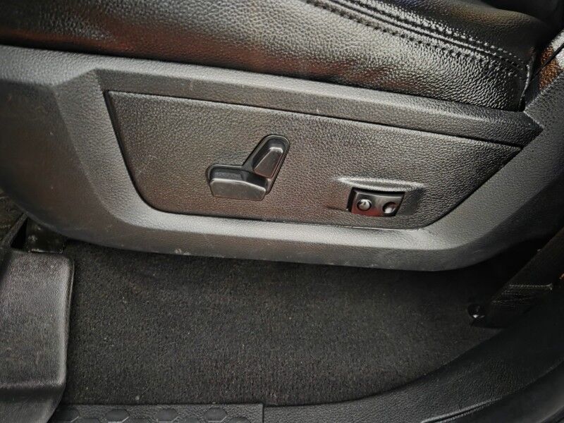 2014 Ram 3500 SLT Mega Cab Dually 6.7L Diesel AISIN Transmission FREE WARRANTY Arlington TX