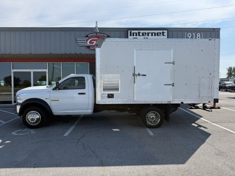 2014 Ram 5500 4x4 6.4L Box Truck
