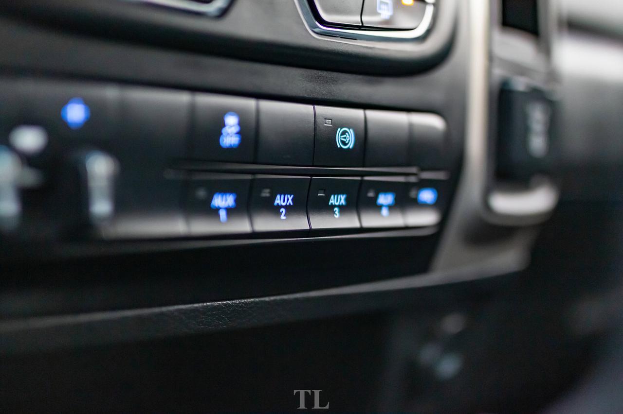 2014 Ram 5500 4x4 Crew Cab SLT Deck Diesel 6-Speed Manual Red Deer AB