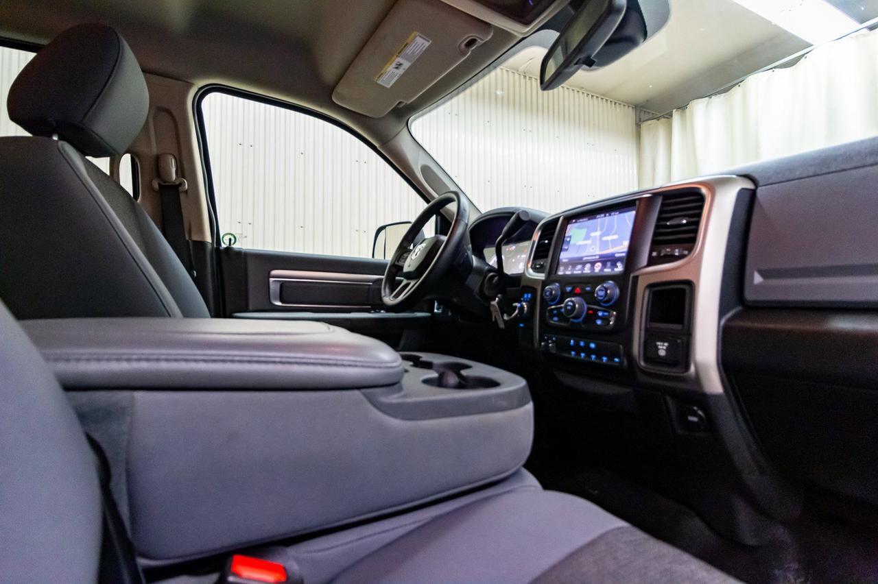 2014 Ram 5500 4x4 Crew Cab SLT Deck Diesel AISIN Red Deer AB