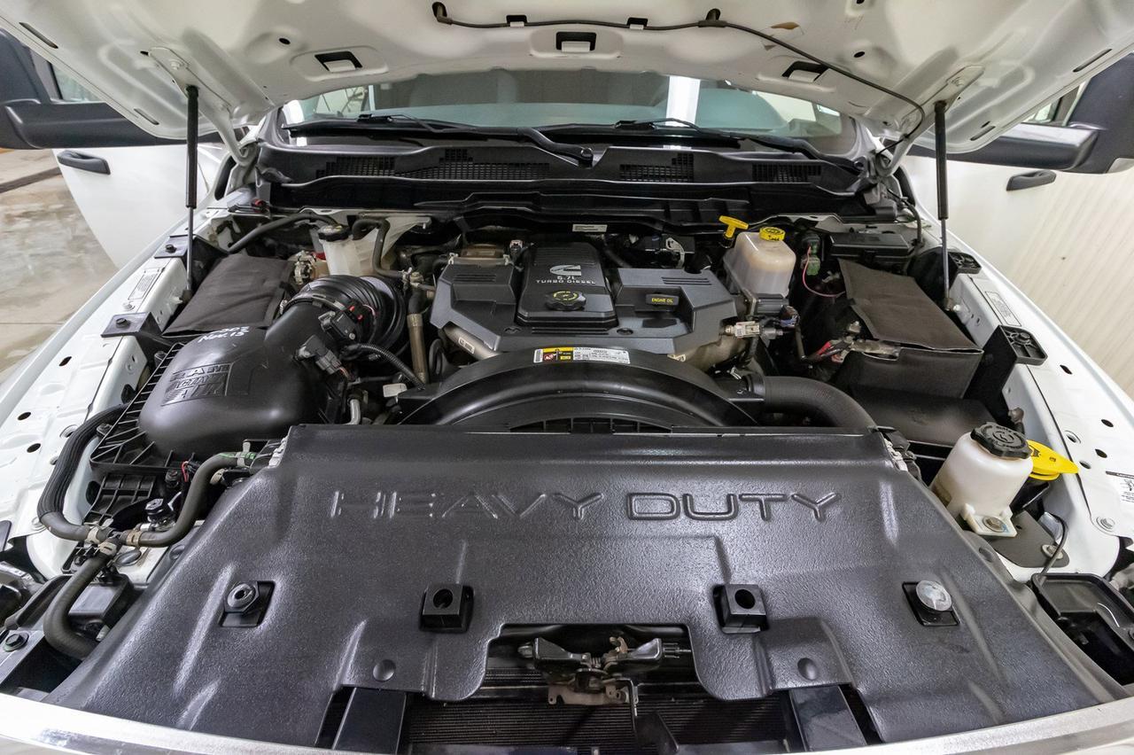 2014 Ram 5500 4x4 Crew Cab SLT Dump Box Diesel Aisin Red Deer AB