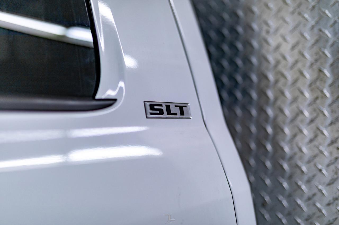 2014 Ram 5500 4x4 Crew Cab SLT Picker Deck Diesel Red Deer AB